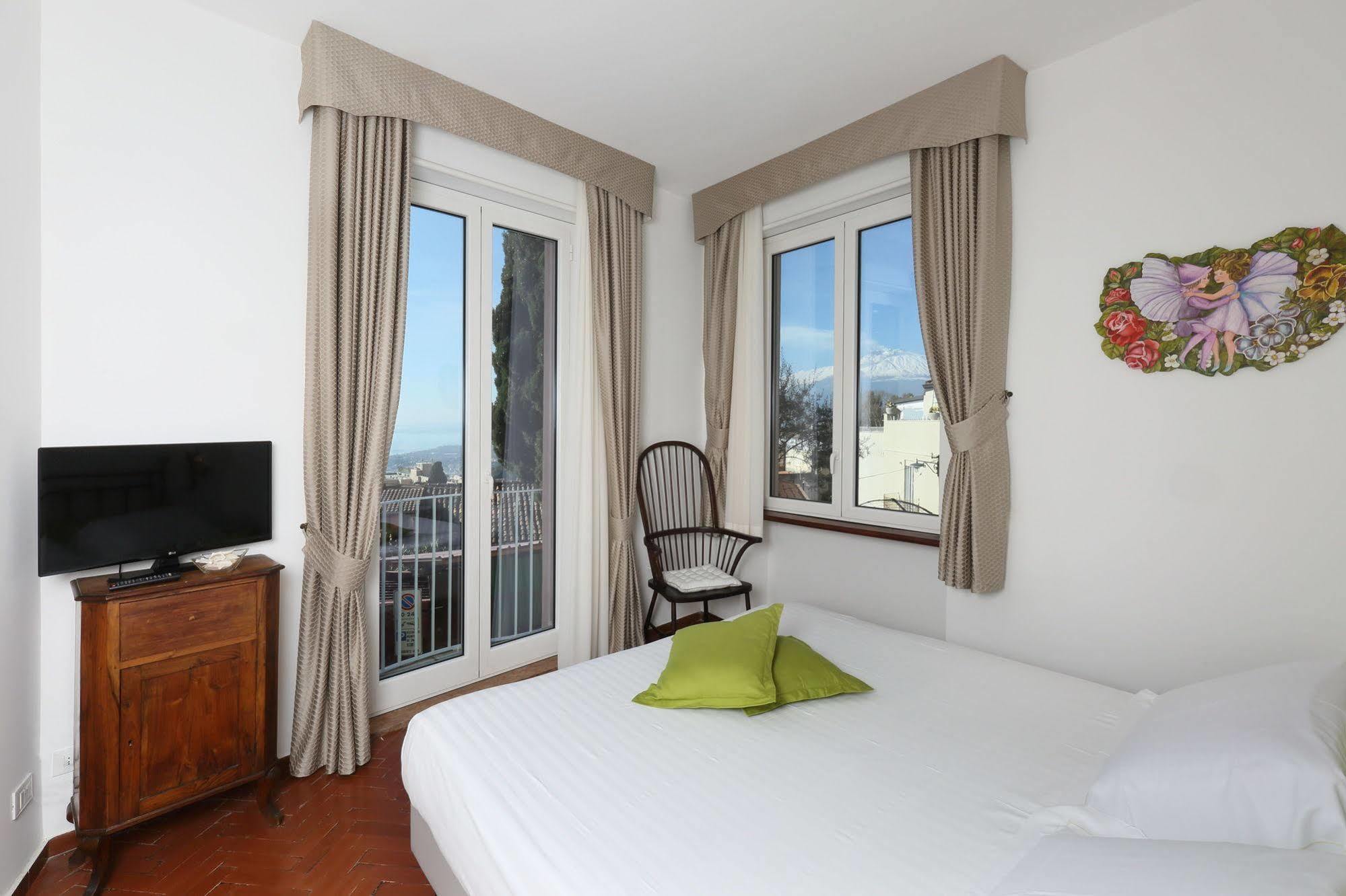 Badia Vecchia Apartment Taormina Luaran gambar
